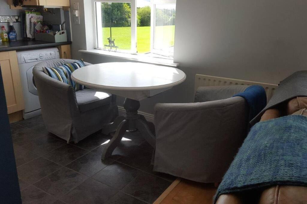 Galway City Lovely 2 Bed Apartment Exterior foto